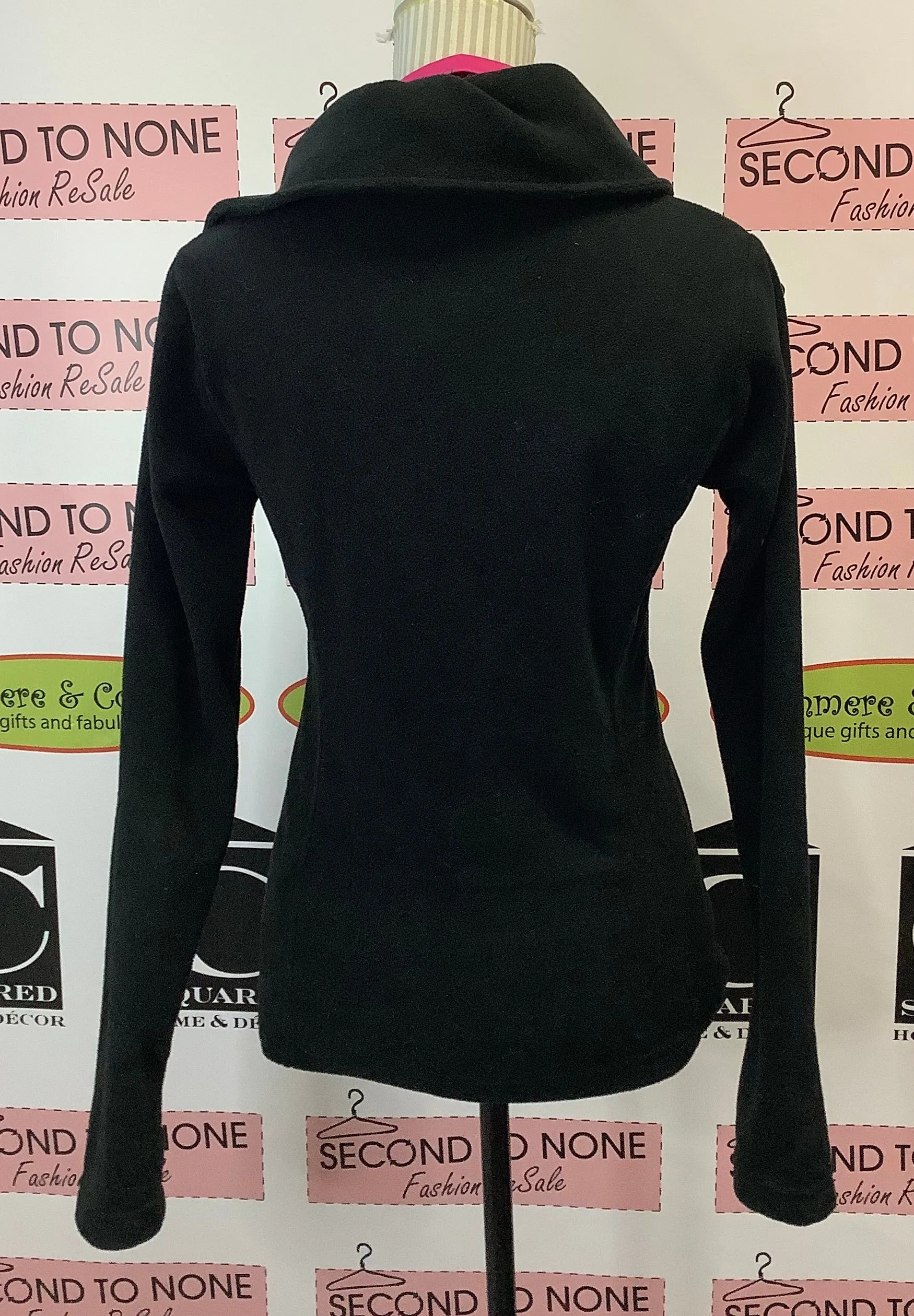 Bench Fleece Sweater (Size M)