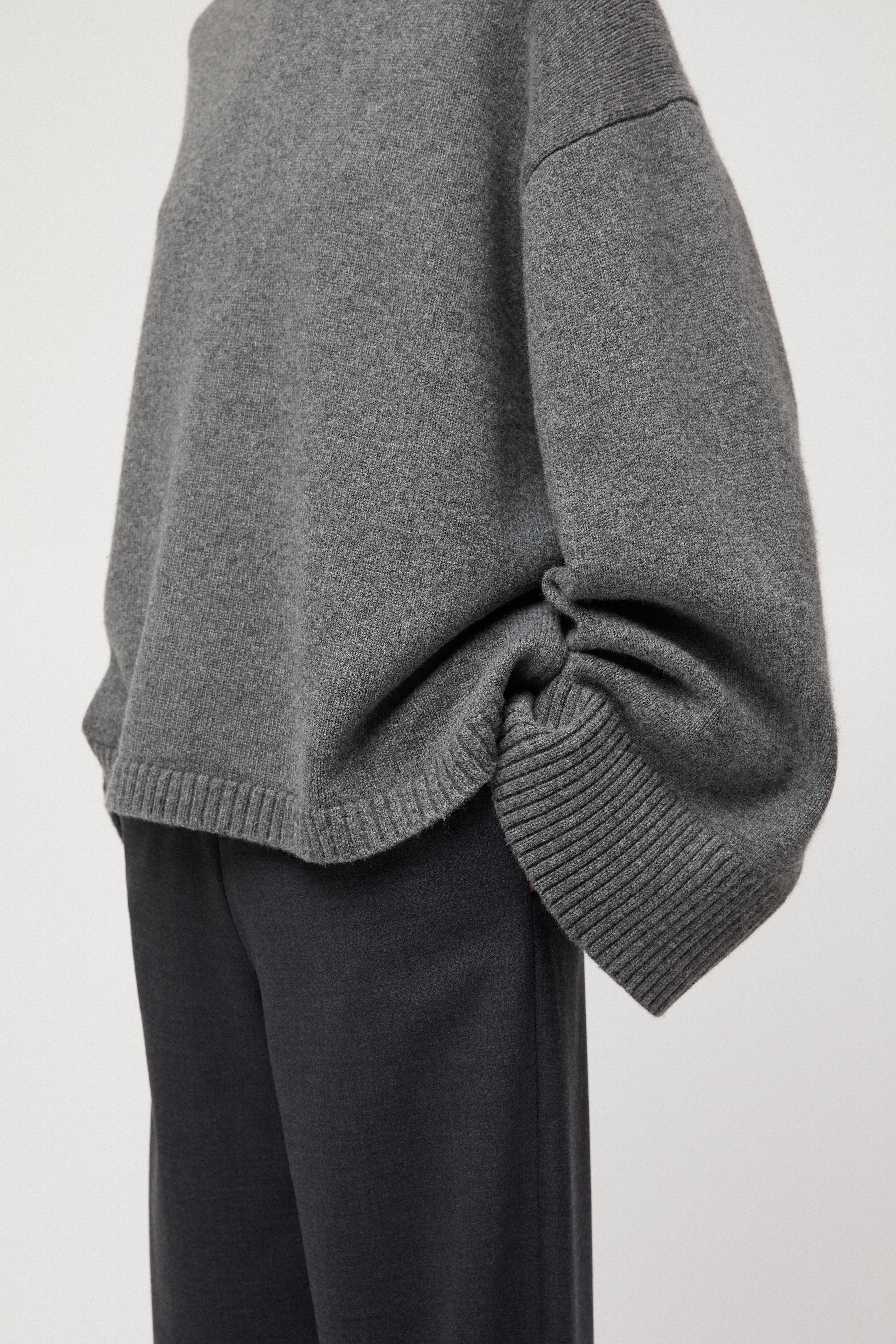 Cape Cod Sweater - Gray Melange