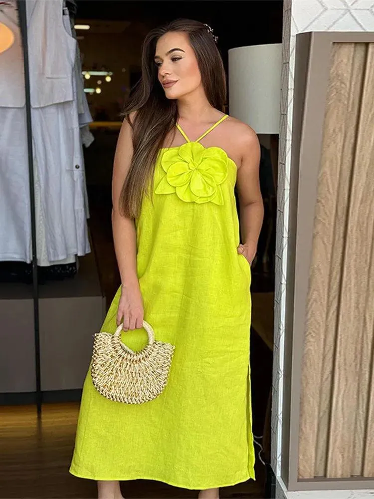 Elegant 3D Flower Maxi Dress: Sophisticated Style with Floral Details