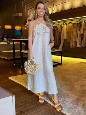 Elegant 3D Flower Maxi Dress: Sophisticated Style with Floral Details