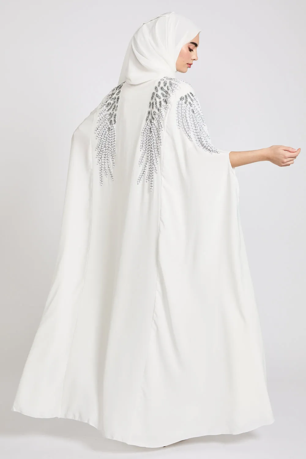 Luxury Pearls & Crystals Embellished Cape - Royal White