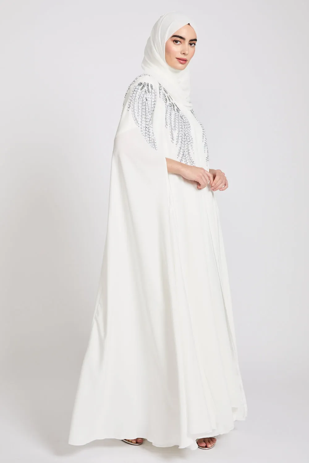 Luxury Pearls & Crystals Embellished Cape - Royal White