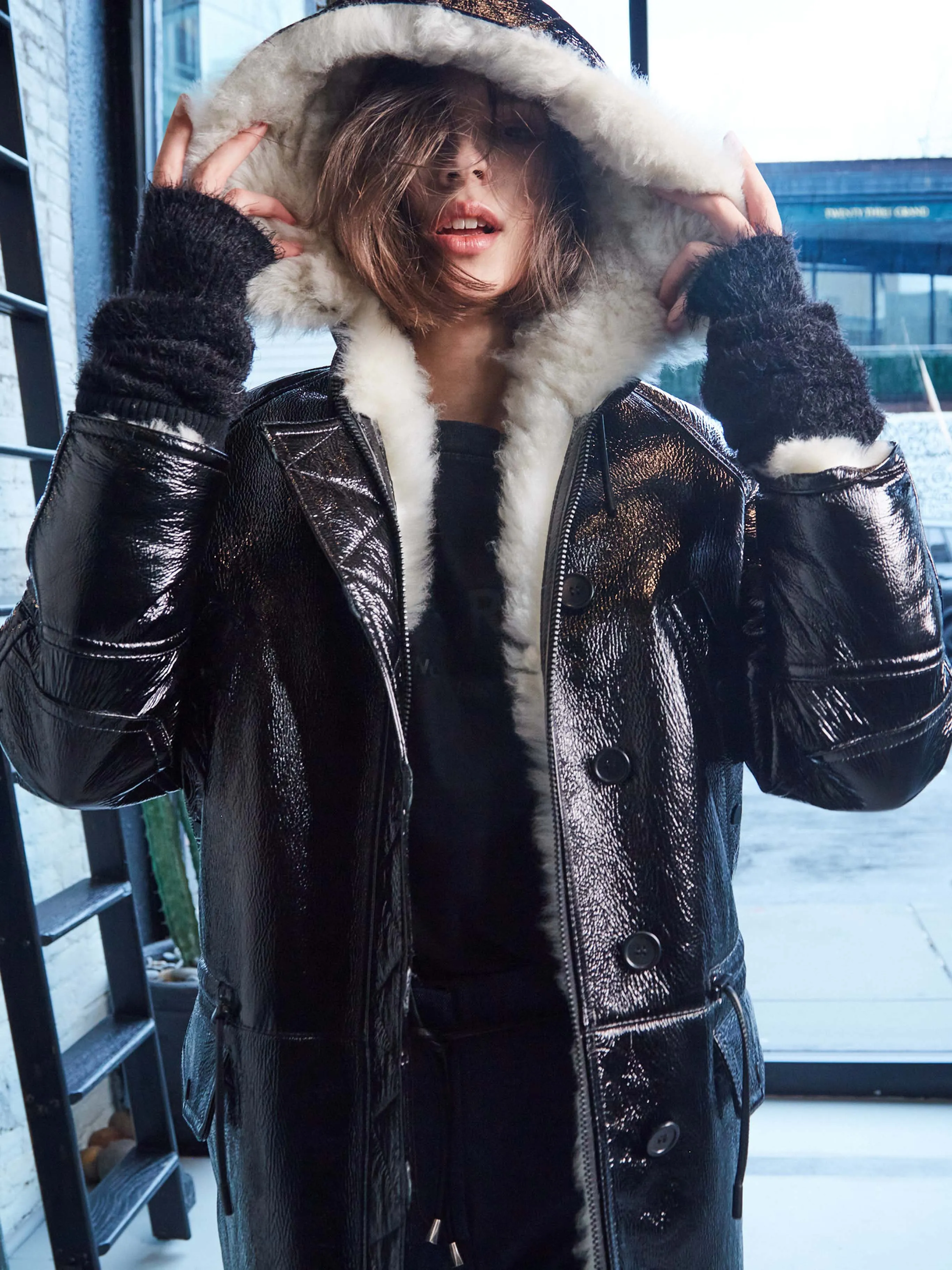 PATENT LEATHER WHITE FUR PARKA