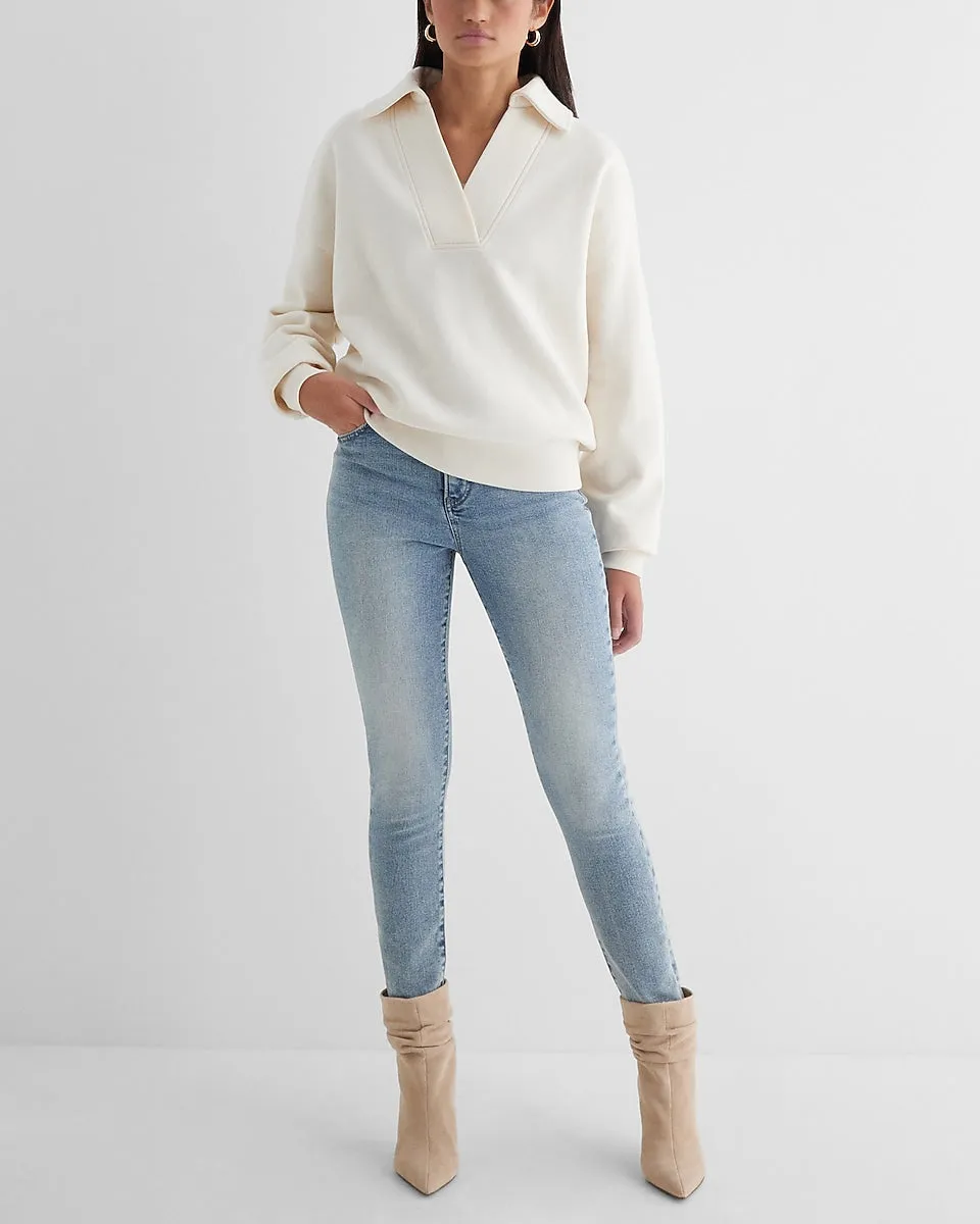 Relaxed V-Neck Banded Bottom Polo Sweatershirt in Swan