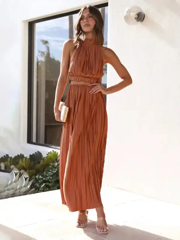 Women’s fashion new hot girl halter neck backless sexy strappy pleated long skirt suit