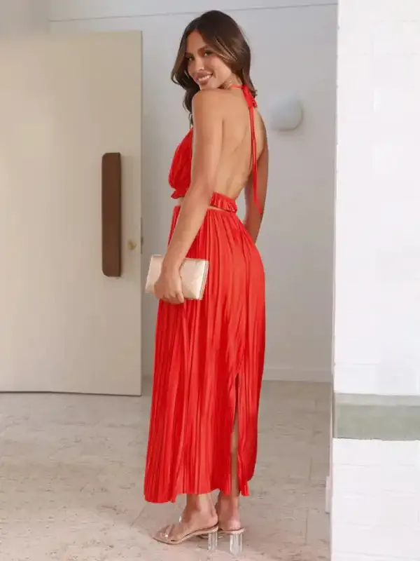 Women’s fashion new hot girl halter neck backless sexy strappy pleated long skirt suit