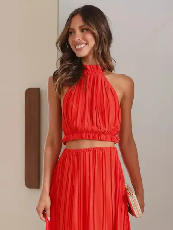 Women’s fashion new hot girl halter neck backless sexy strappy pleated long skirt suit